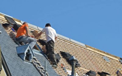 Pourquoi est-il important de faire appel à des experts en zinguerie des toitures à Genève pour l’installation de zinc, selon Leman Habitat ?